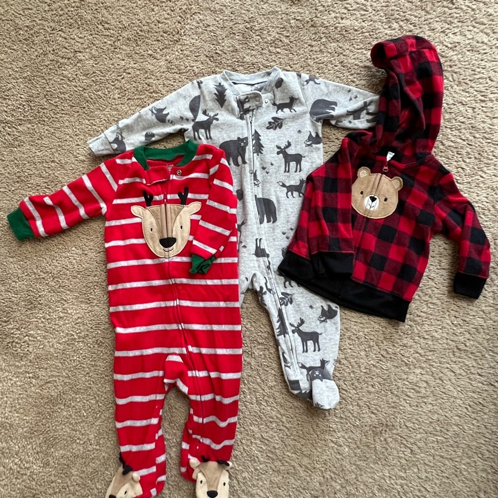Cozy Christmas Lot 3-6 m Unisex Fleece
